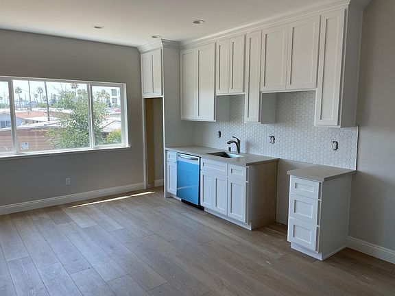 3rd image of 2924 Oberlin Ct