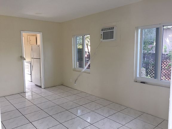 5th image of 1308 NW 4th St