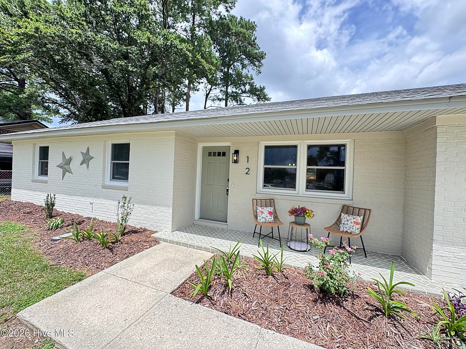 1st image of 12 Diamond Drive