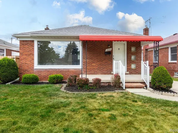 13638 Castle St, Southgate, MI 48195