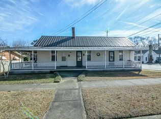 221 S Church St #A-b, Clayton, NC 27520