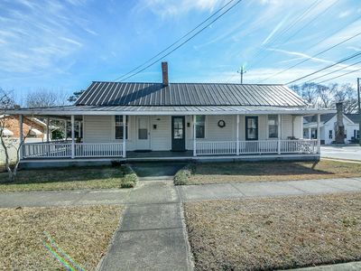 221 S Church St #A-b, Clayton, NC, 27520
