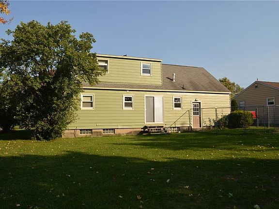 5th image of 309 Vanida Dr