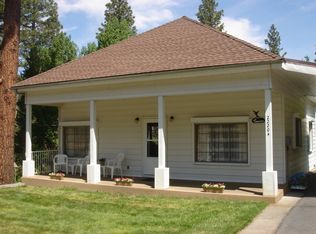 22204 Juniper St, Floriston, CA