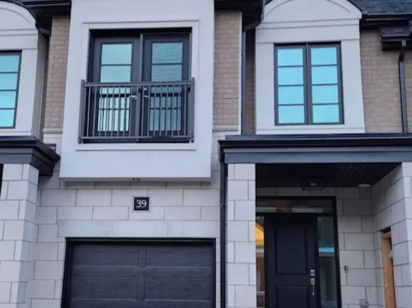 143 Elgin St N #39, Cambridge, ON N1R 0E1