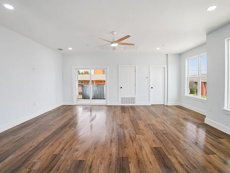 341 Bryan St #3101 — Photo 25