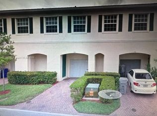 155 SW 7th Ct, Pompano Beach, FL 33060