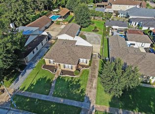 1510 Hewitt Dr, Houston, TX 77018
