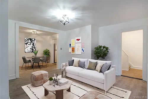 35 White Ave Photo 1