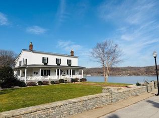 102 Ferry St, Augusta, KY 41002