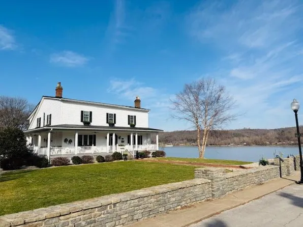 102 Ferry St, Augusta, KY 41002