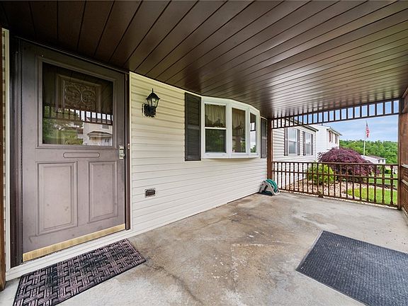 3rd image of 2154 Lancelot Dr