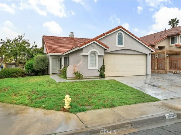 15376 Sandhurst St, Fontana, CA 92336