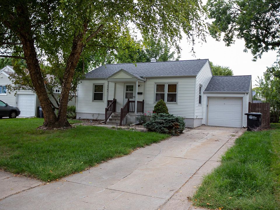 1st image of 6780 Manderson St