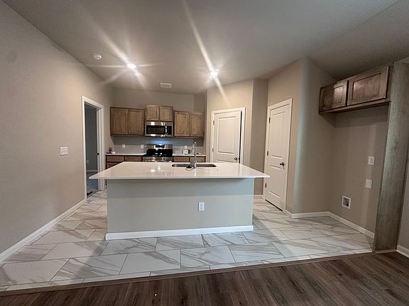 3rd image of 9009 Washita Creek Dr