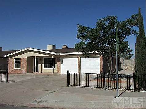 3rd image of 5441 Carousel Dr