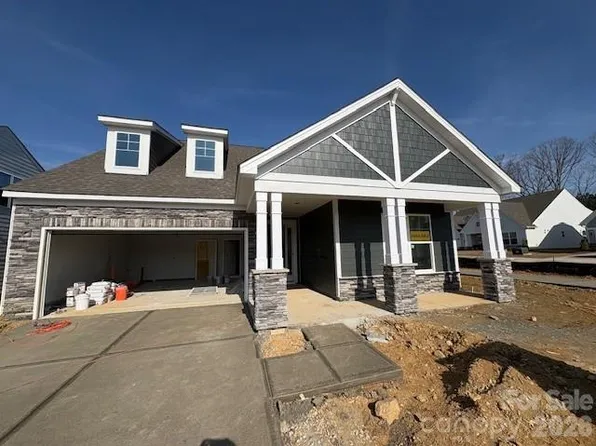 5001 Raging Creek Dr, Indian Trail, NC 28079