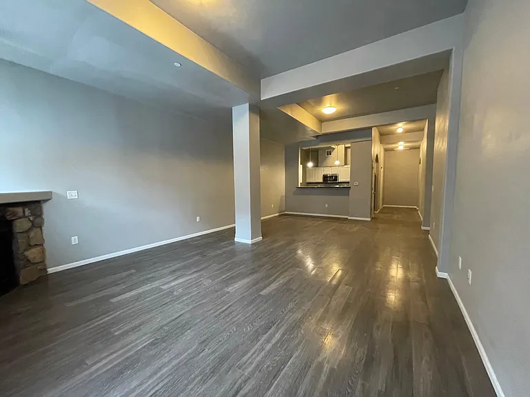 229 S Dubuque St #133 — Photo 2