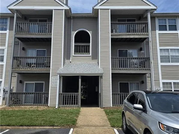 149 Cape Dorey Dr, Hampton, VA 23666