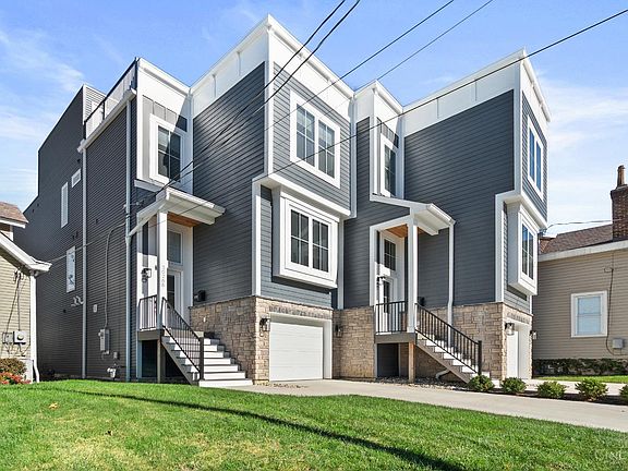 3rd image of B Lavinia Avenue