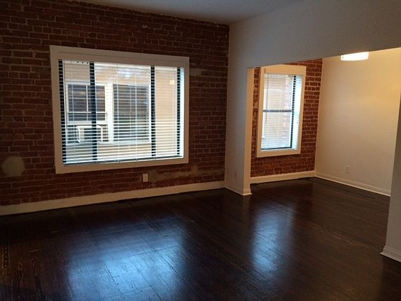 3rd image of 649 S Burnside Ave APT 406