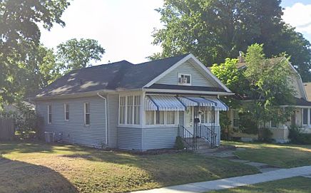 Front of 710 n St Louis