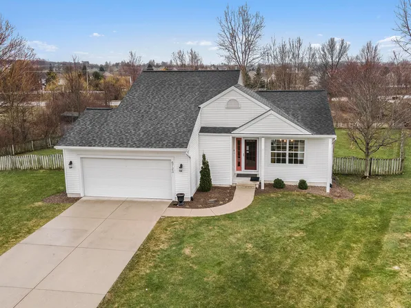 6723 Summerbreeze Dr SE, Caledonia, MI 49316