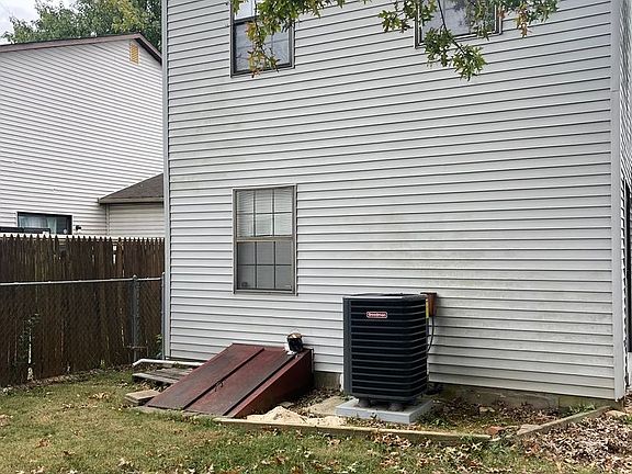 3rd image of 207 Channing Dr