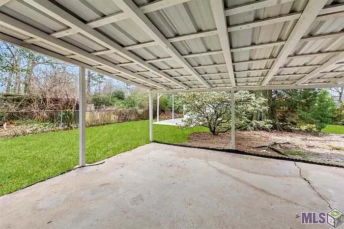 10224 Darryl Dr — Photo 16
