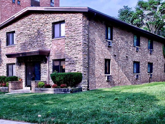 5th image of 1843 N Cambridge Ave #16