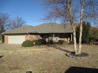 1409 Chisholm Trl, Weatherford, OK 73096