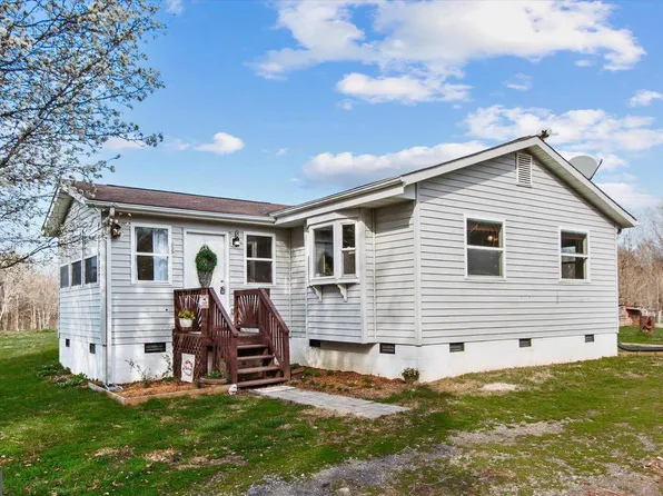 23165 Fork Bridge Rd, Milford, VA 22514