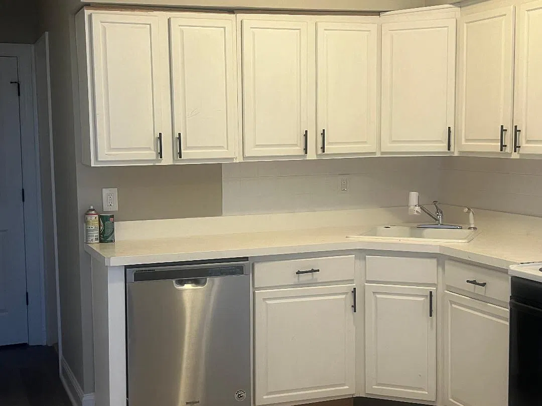 2 bed, 700 sqft, $2,350 — Photo 2