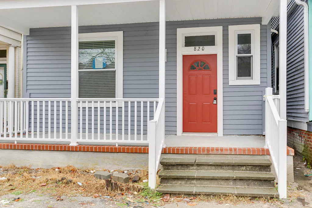 Redgate Avenue, 820 - A — Photo 4