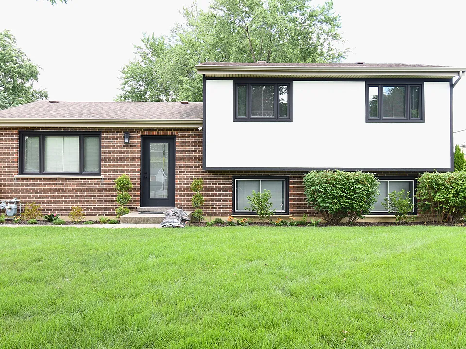 515 N La Londe Ave