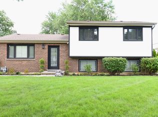 515 N La Londe Ave, Lombard, IL 60148