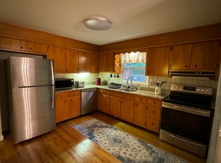 31 Fox Hill Rd, Califon, NJ 07830