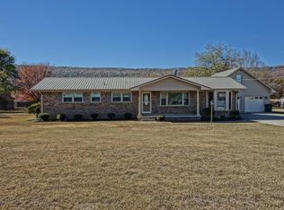 2986 Old Big Cove Rd, Owens Cross Roads, AL 35763