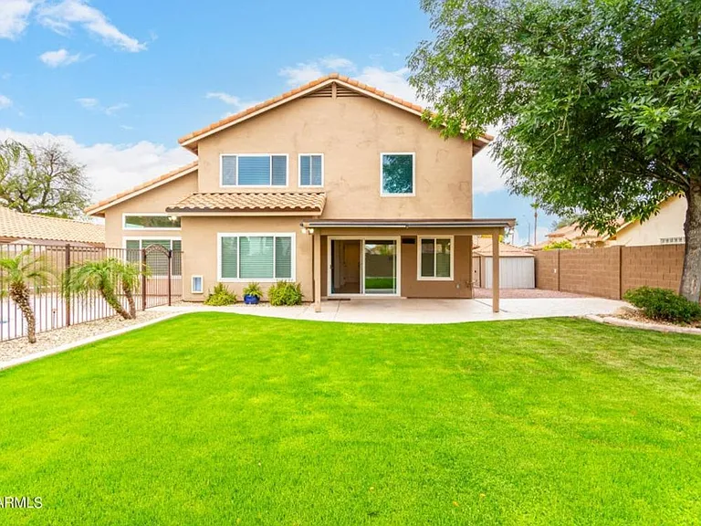 7217 W Crest Ln — Photo 40