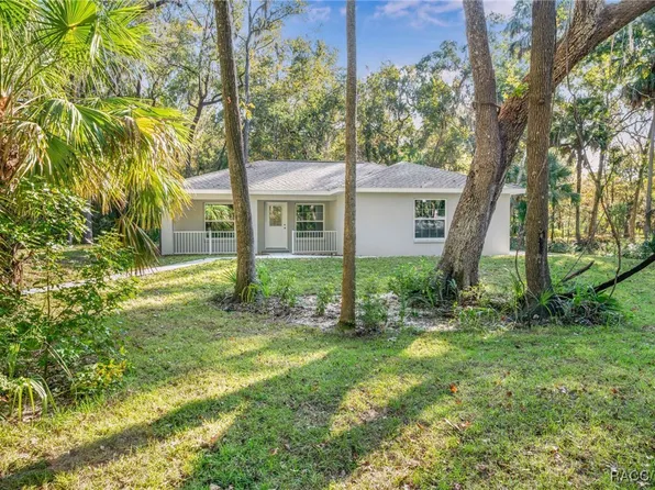 21 River Trail Dr, Inglis, FL 34449