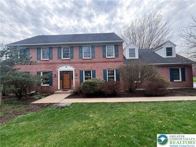 2856 Suncrest Dr S, Allentown, PA, 18104