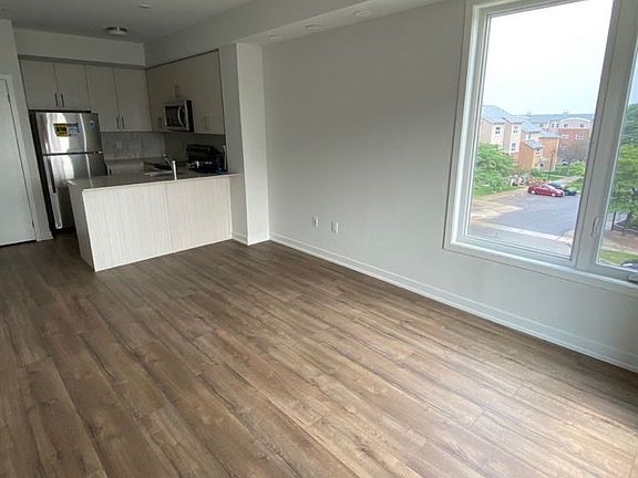 5th image of 3405 Ridgeway Dr
