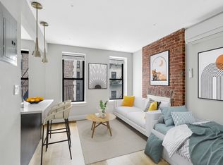 218 E 74th St APT 3R, New York, NY 10021