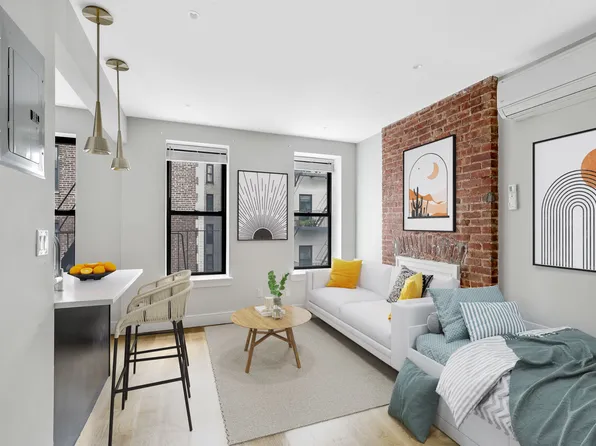 218 East 74th Street image 1 of 7