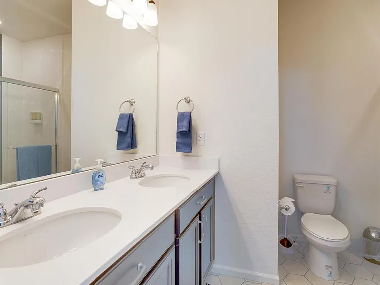 3910 N Quatar Ct — Photo 12