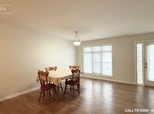 619 Wild Ginger Ave #B8, Waterloo, ON N2V2X1