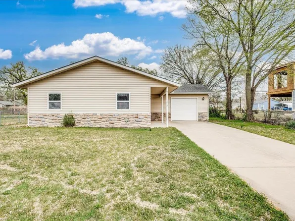 1212 N Green St, Wichita, KS 67214