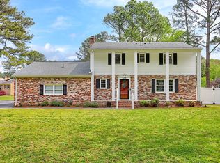 302 Tide Mill Rd, Yorktown, VA 23693