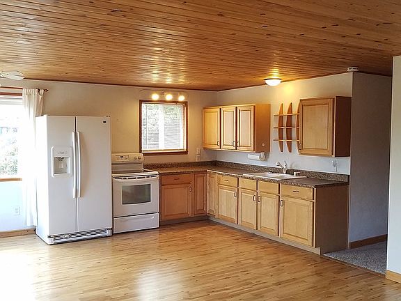 3rd image of 1101 NW Pacific Way