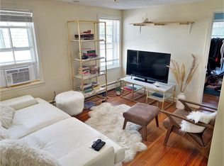 27 Warren St #4, Cambridge, MA 02141